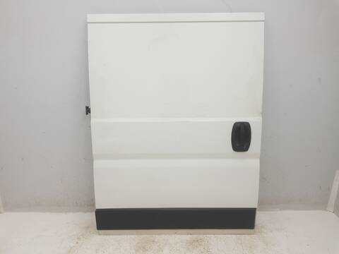 Puerta Lateral Corredera Derecha Peugeot Boxer HDI 333) 113CV 83KW FURGON
