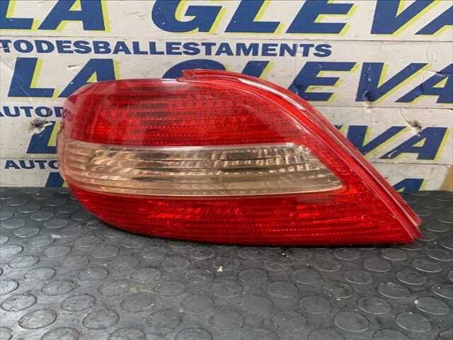 Piloto Trasero Izquierdo Toyota Avensis 2.0 D4D