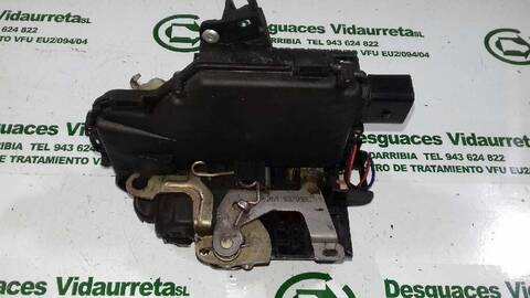 Foto 2ª: Cerradura Puerta Delantera Derecha Volkswagen Passat 1.9 TDI BERLINA 130CV 96KW [AVF] (2001)