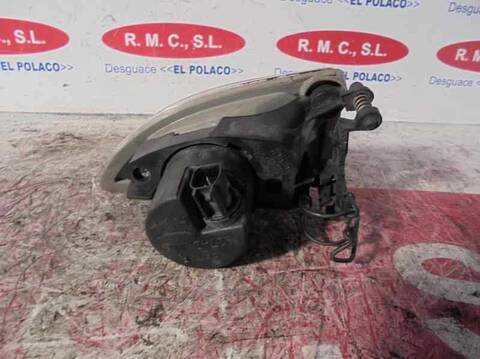 Foto 2ª: Faro Antiniebla Delantero Derecho Ford Focus 1.6 16V CAT BERLINA 100CV 74KW [FYDB] (2001)