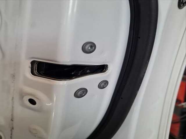 Cerradura Puerta Delantera Derecha Toyota Corolla 2.0 HYBRID MZEH19) 196CV 144KW