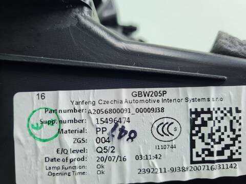 Foto 2ª: Guantera Mercedes Clase C 160 C 220 CDI BLUETEC 205.004) 170CV 125KW [651921] (2016)