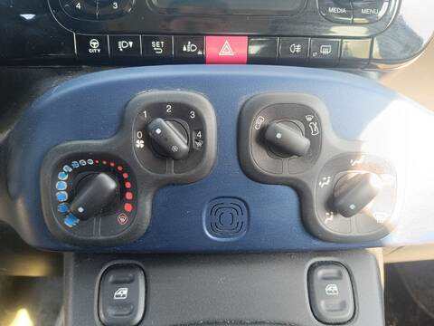 Mando Climatizador Fiat Panda POP 69CV 51KW