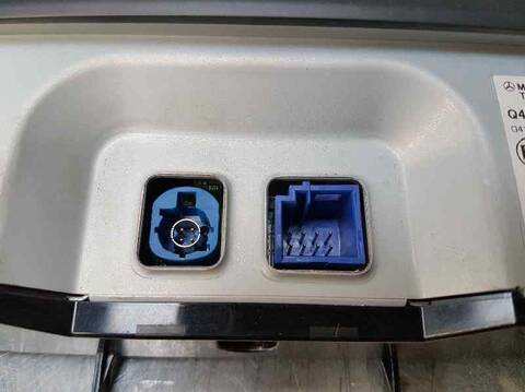 Foto 3ª: Sistema GPS Mercedes Clase C 160 C 63 AMG 205.386) COUPE 476CV 350KW [177980] (2016)