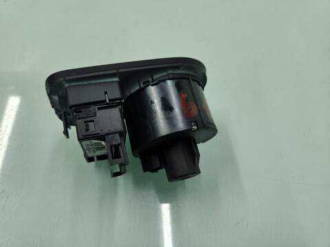 Foto 4ª: Mando Luces Seat Leon EMOCION 90CV 66KW [BXF] (2010)