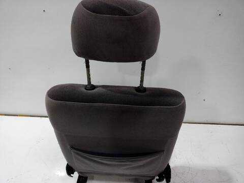 Foto 3ª: Asiento Delantero Derecho Ford Sierra BRILLANT 116CV [N9E] (1987)