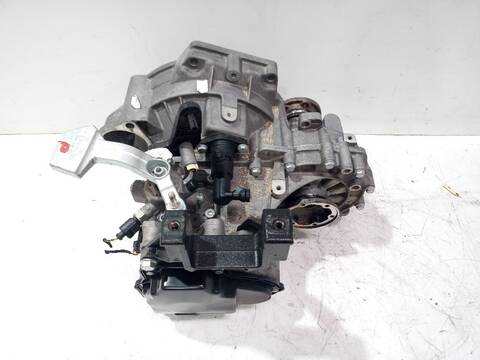 Foto 3ª: Caja Cambios Volkswagen Polo ADVANCE BLUEMOTION 90CV [CUSB] (2014)