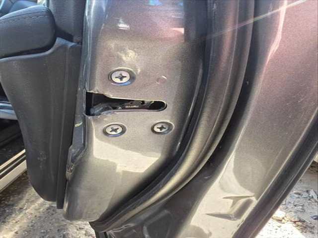 Cerradura Puerta Delantera Derecha Nissan Qashqai N-STYLE 140CV 103KW