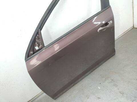 Foto 3ª: Puerta Delantera Izquierda Skoda Octavia 1.6 TDI 105CV 77KW [CLHA] (2015)