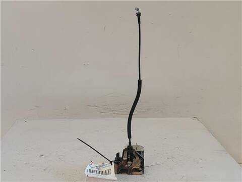 Foto 2ª: Cerradura Puerta Delantera Derecha Renault Clio 1.2 B/CB0F B/CB0A B/CB10 B/CB1K B/CB2D B/CB2H) 58CV 43KW [G/ D7F G7] (2001)