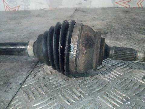 Foto 3ª: Transmision Delantera Izquierda Citroen C3 FEEL 102CV 75KW [YH01] (2018)