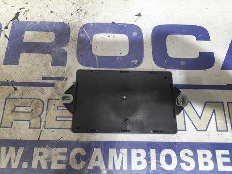 Foto 2ª: Caja Reles Fusibles Jaguar XE 2.0 DIESEL CAT 180CV 132KW (2014)