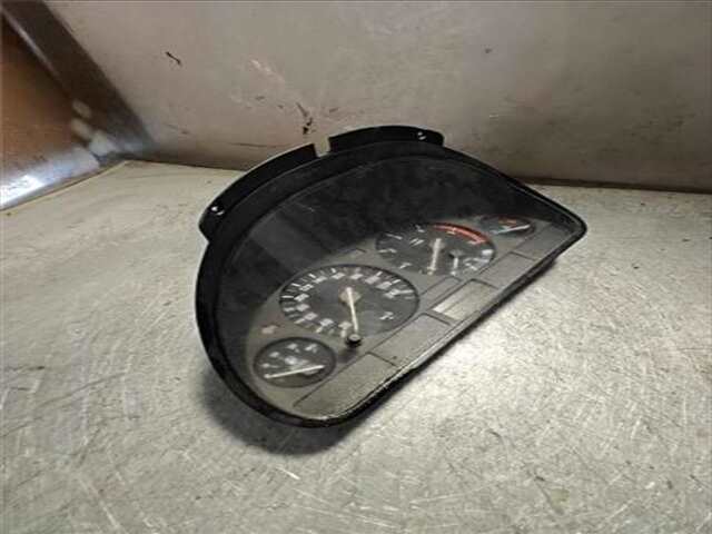 Foto 2ª: Cuadro de Instrumentos Bmw Serie 5 518 2.5 525D EXCLUSIVE [2.5 LTR. - 120 KW 24V TURBODIESEL CAT] [256T1]