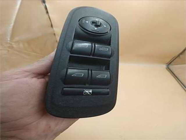 Foto 2ª: Botonera Elevalunas Ford S Max 2.0 TREND [2.0 LTR. - 103 KW TDCI CAT] (CA1)(2006 _)