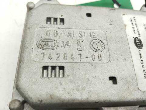 Foto 4ª: Centralita Faros Xenon Mercedes Clase ML 300 3.0 CDI W164) CAT [642940] (2006)
