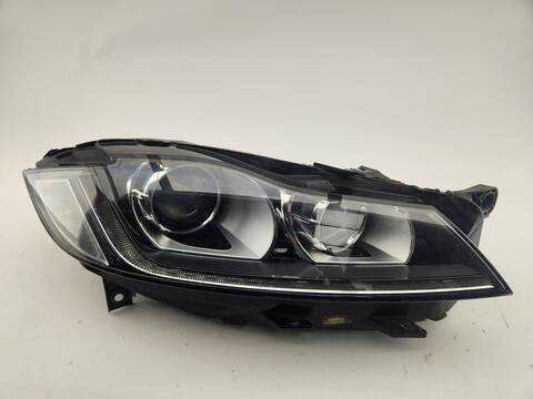 Faro Derecho Jaguar F Pace PRESTIGE 179CV 132KW