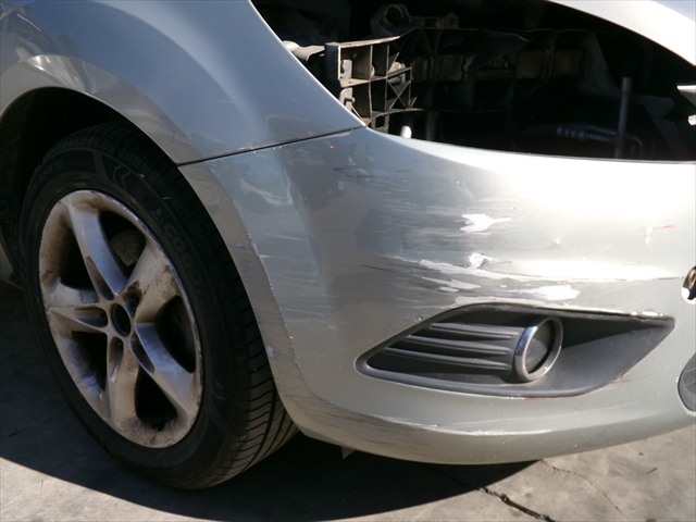 Foto 2ª: Paragolpes Delantero Ford Focus 1.6 TDCI SEDAN, 2008-2011 [G8DB] (2010)