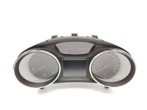 Cuadro de Instrumentos Opel Astra 1.4 TURBO 35) 125CV 92KW