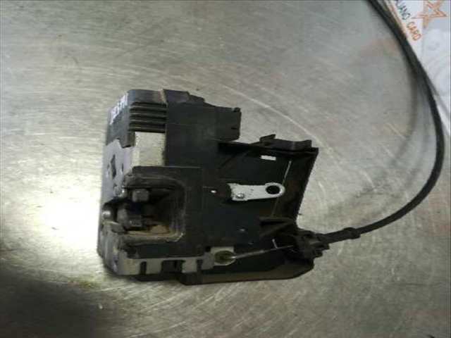 Foto 2ª: Cerradura Puerta Delantera Izquierda Renault Trafic L1H1 CAJA CERRADA CORTO 101CV 74KW [F9Q-760] (2004)