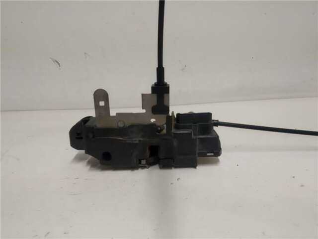 Cerradura Puerta Delantera Derecha Volvo V40 2.0 KINETIC [2.0 LTR. - 88 KW DIESEL CAT]