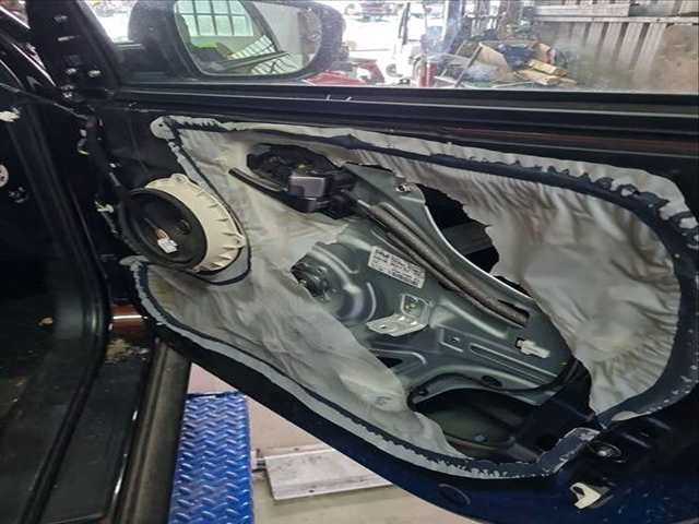 Elevalunas Eléctrico Delantero Derecho Hyundai ix35 1.7 CRDI 116CV 85KW