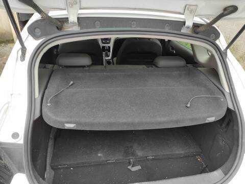 Bandeja Trasera Opel Astra A17DTS BERLINA