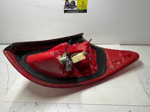 Foto 3ª: Piloto Trasero Izquierdo Toyota Rav4 2ADFHV (2007)