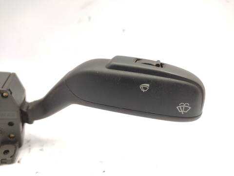 Foto 3ª: Mando Multifuncion Volkswagen Transporter 2.5 TDI 130CV 96KW FURGONETA [AXD] (2004)