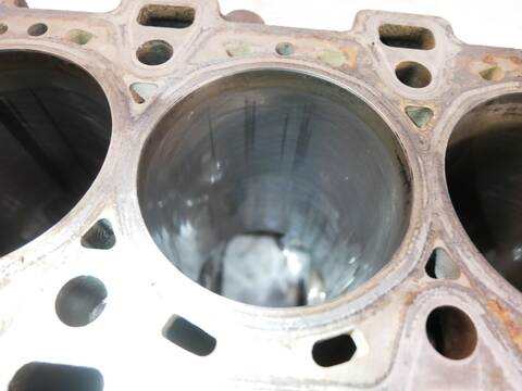Foto 2ª: Bloque Motor Ssangyong Actyon 136 - 141 CV [671.960 OM671.960 D20DT] (2010)