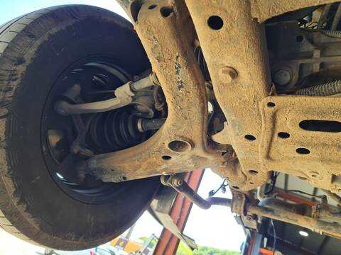 Foto 1ª: Brazo Suspension Delantero Izquierdo Volkswagen Crafter 35 FURGON BM TN FWD 140CV 103KW [DNAE] (2024)