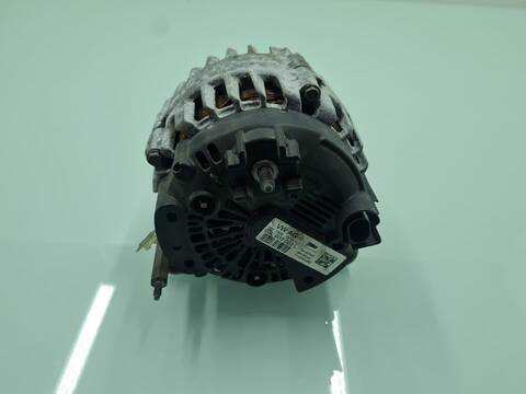 Foto 3ª: Alternador Volkswagen Golf ADVANCE BLUEMOTION 105CV 77KW [CLHB] (2013)