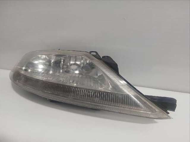 Foto 3ª: Faro Derecho Citroen C3 1.4 I 73CV [KFV (TU3A) KFV (TU3JP)] (2002)