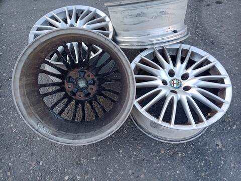 Foto 4ª: Juego LLantas Alfa Romeo 159 210CV 154KW (2005)