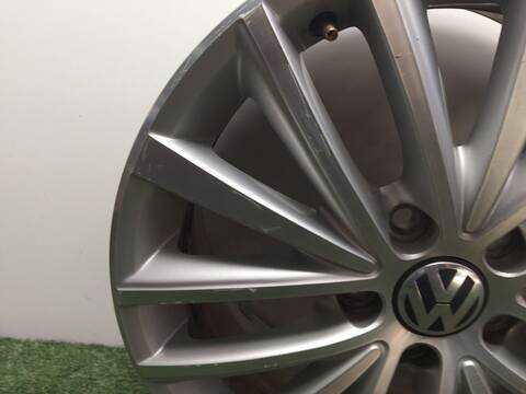 Foto 3ª: LLanta Chapa Volkswagen Jetta 2.0 TDI 110CV 81KW [CUUA] (2014)