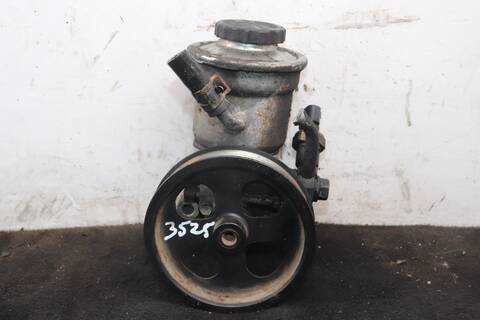 Bomba de Direccion Toyota Corolla 2.2 D-4D SOL 136CV 100KW