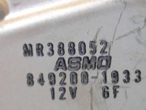 Foto 3ª: Motor Limpia Trasero Mitsubishi Montero 3.2 DI-D GLS 5-PTAS.) 160CV 118KW [4M41] (2004)