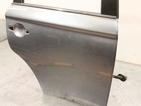 Foto 3ª: Puerta Trasera Derecha Mitsubishi Outlander 2.0 HYBRID 4WD GG2W) 200CV 147KW [Y61,4B11,S61] (2015)