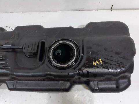 Foto 2ª: Deposito de Combustible Mercedes Vito 2.1 CDI CAT 136CV 100KW