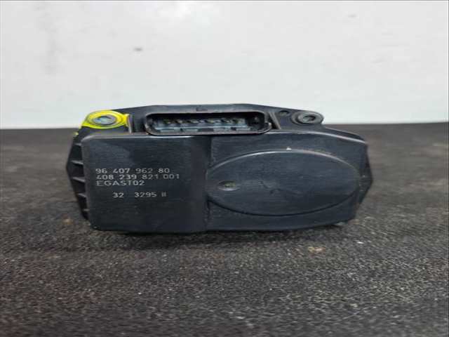 Foto 2ª: Caja Mariposa Citroen C3 1.4 EXCLUSIVE AUTOMATIK 73CV 54KW (2002)