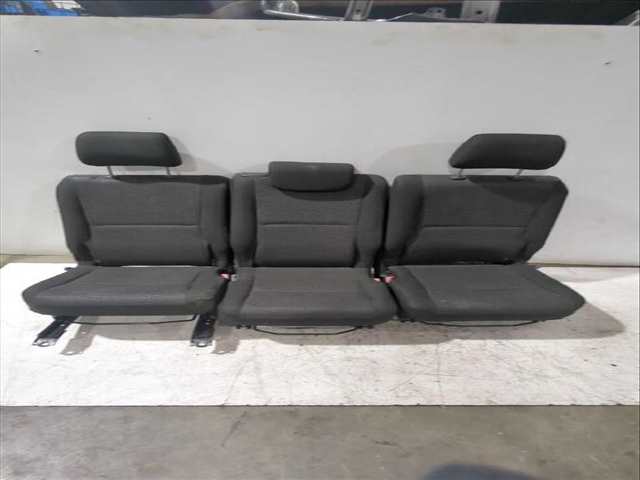 Asientos Traseros Toyota Corolla 2.2 D-4D AUR10_) 177CV