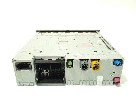 Foto 4ª: Sistema Audio Radio CD Audi S8 4.0 TFSI QUATTRO 520CV 382KW [CTFA] (2015)