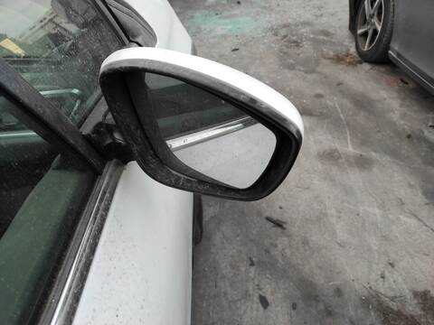 Retrovisor Derecho Peugeot 2008 HN05