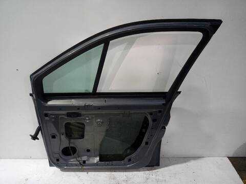 Foto 3ª: Puerta Delantera Derecha Renault Scenic AUTHENTIQUE 86CV (2003)