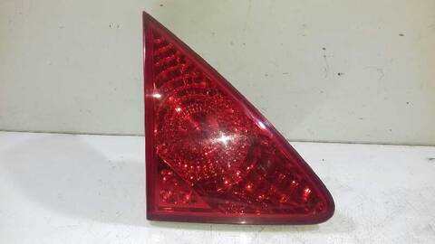 Piloto Trasero Izquierdo Peugeot 3008 1.6 HDI FAP CAT 9HZ - DV6TED4) 109CV 80KW