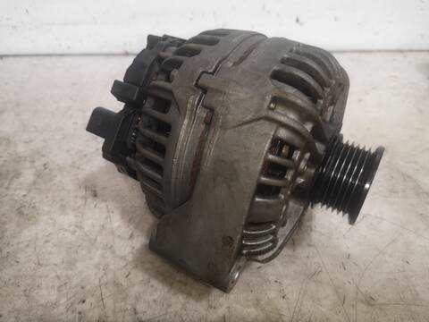 Foto 2ª: Alternador Mercedes Clase E 180 M112949 BERLINA (2005)