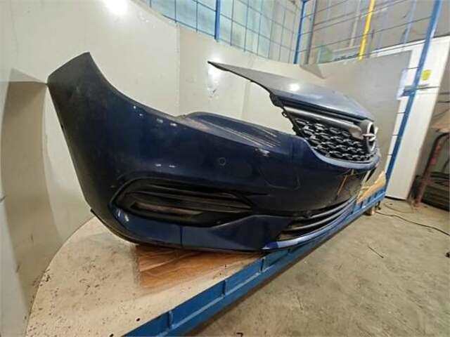 Foto 3ª: Paragolpes Delantero Opel Astra 1.2 EDITION [1.2 LTR. - 96 KW]