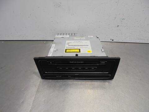 Foto 1ª: Sistema Audio Radio CD Audi A4 BASICO AVANT 143CV 105KW [CAG] (2008)