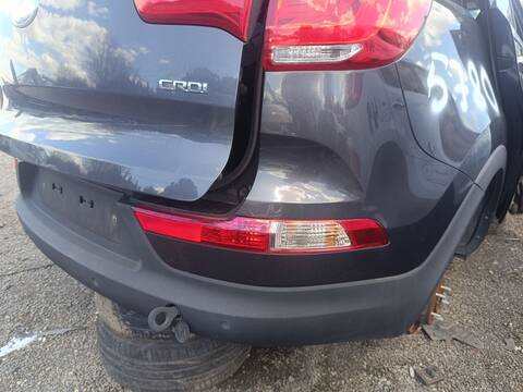 Foto 2ª: Paragolpes Trasero Kia Sportage X-TECH 4X2 116CV 85KW (2014)