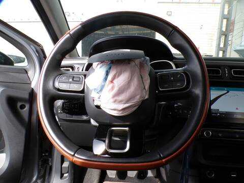 Volante Citroen C3 HN05