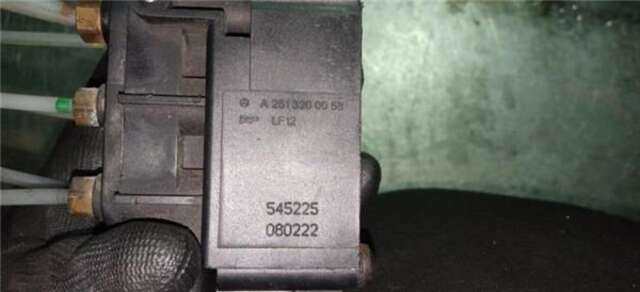 Foto 1ª: Centralita Motor ECU Mercedes Clase S 220 5.5 S 500 (221.071) [5.5 LTR. - 285 KW V8 CAT] [273968]